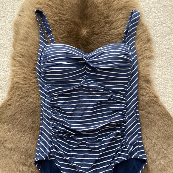 NWT Nip Tuck Navy White Stripped One Piece - Picture 2 of 3